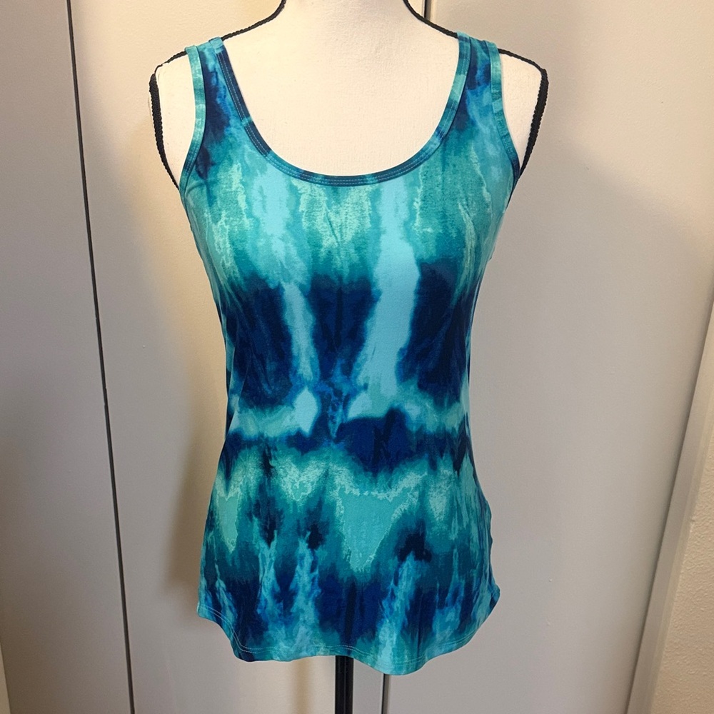 No Boundaries Aqua and Navy Tie-Dye Tank Top